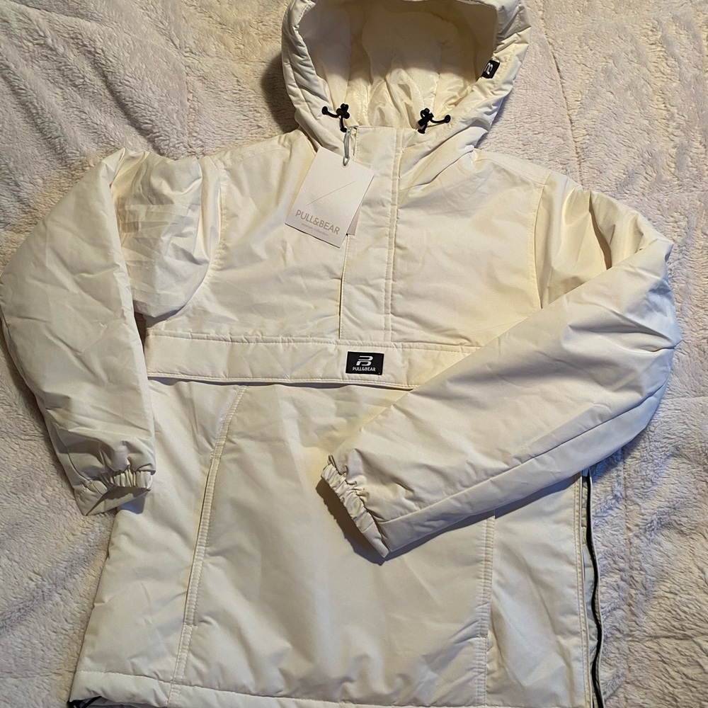 Pull & Bear Pull Over Women’s Jacket Small NWT